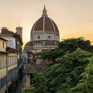 Apartment Penthouse Le Terrazze Duomo View, Florenz